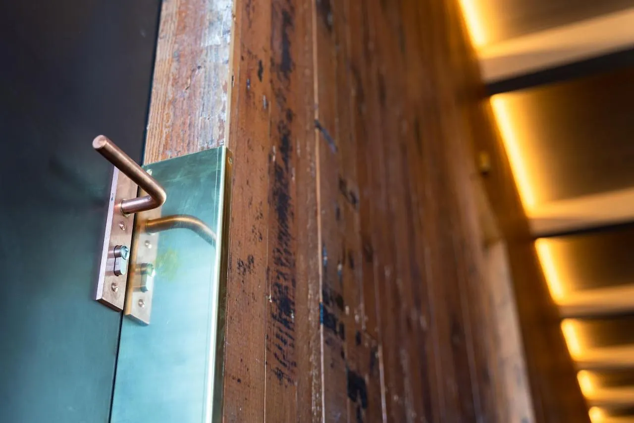 Hotel Piet Hein Eek Eindhove 0*,  Hollandia