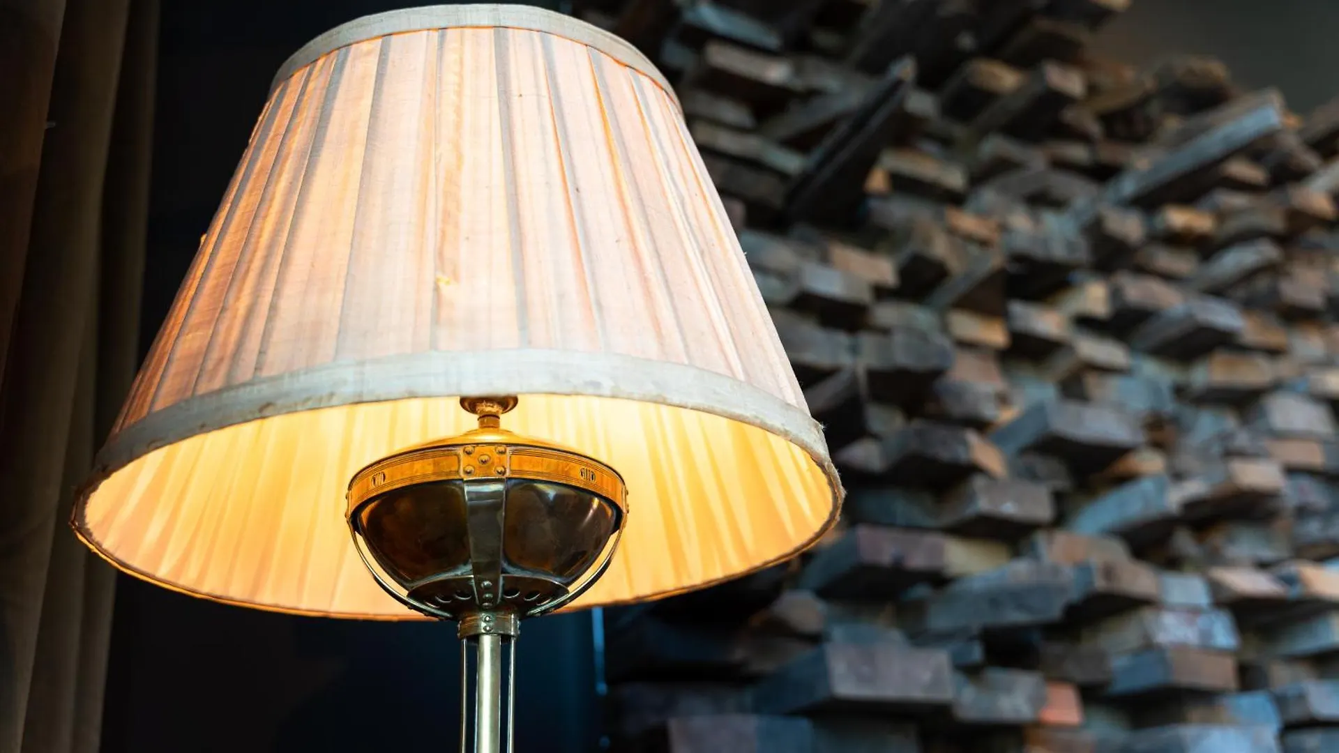 Hotel Piet Hein Eek Eindhove 0*,
