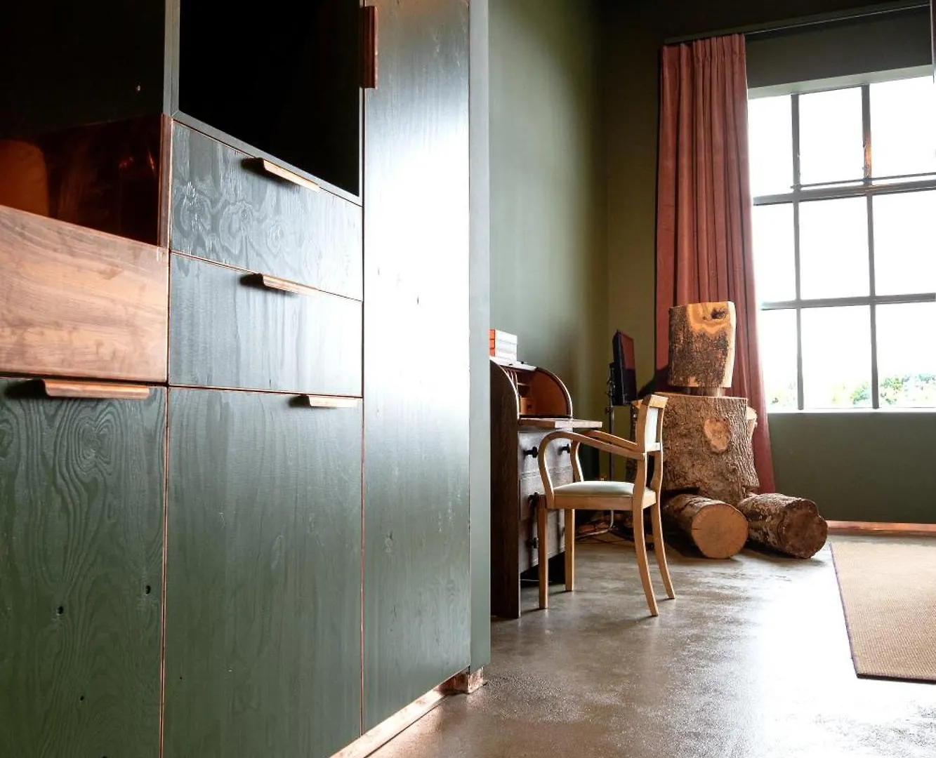 Hotel Piet Hein Eek Eindhove 0*,  Hollandia